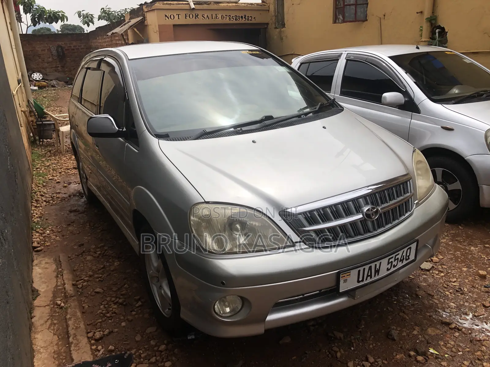 Toyota Nadia 2001 Silver