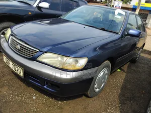 Toyota Corona Premio 2000 Blue