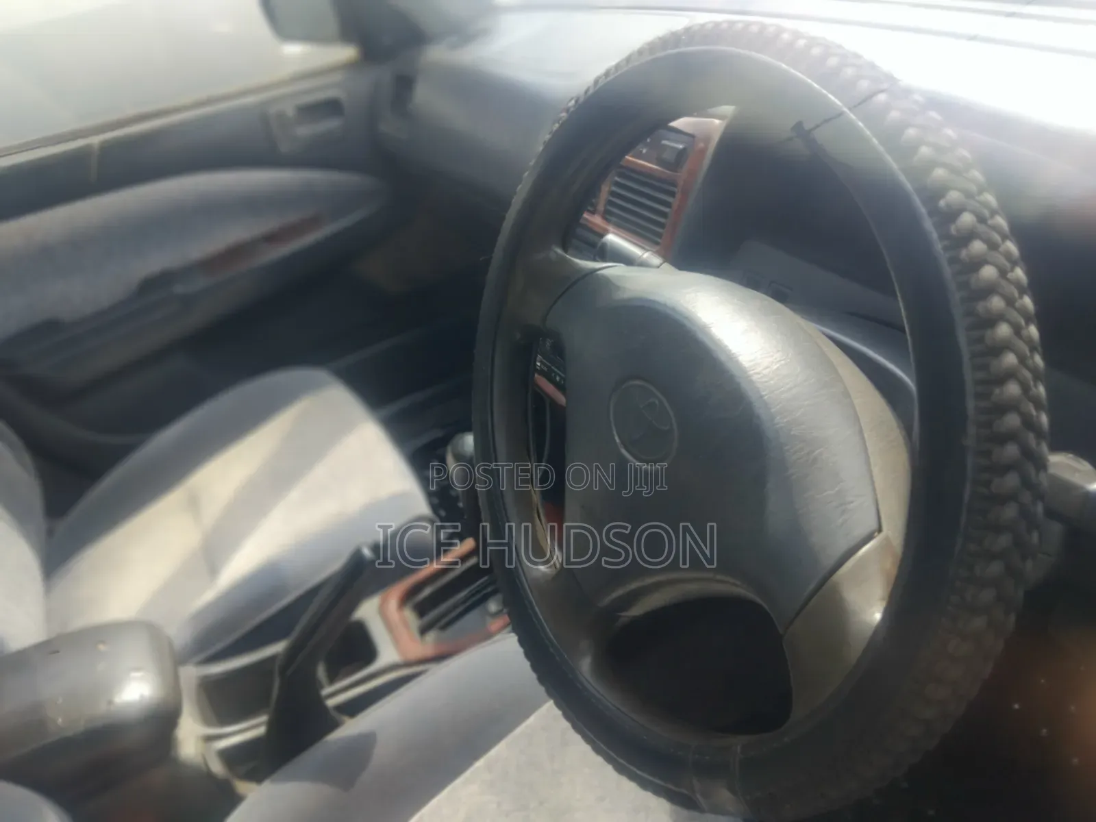 Toyota Corona Premio 2000 Blue