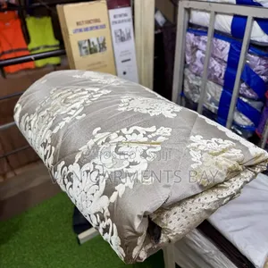 6pc Jacquard Duvets.