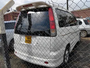 Toyota LiteAce Noah 2001 White