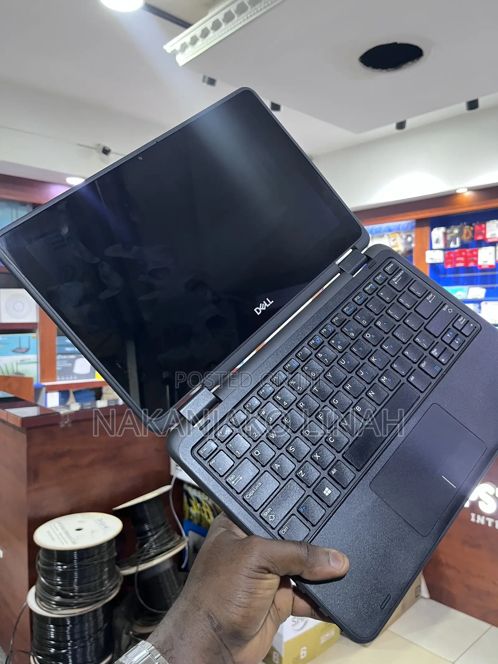 Laptop Dell Latitude 3189 8GB Intel Celeron SSD 128GB