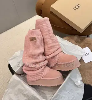 UGG Women’s Classic Mini Dipper Leg Warmer Boots