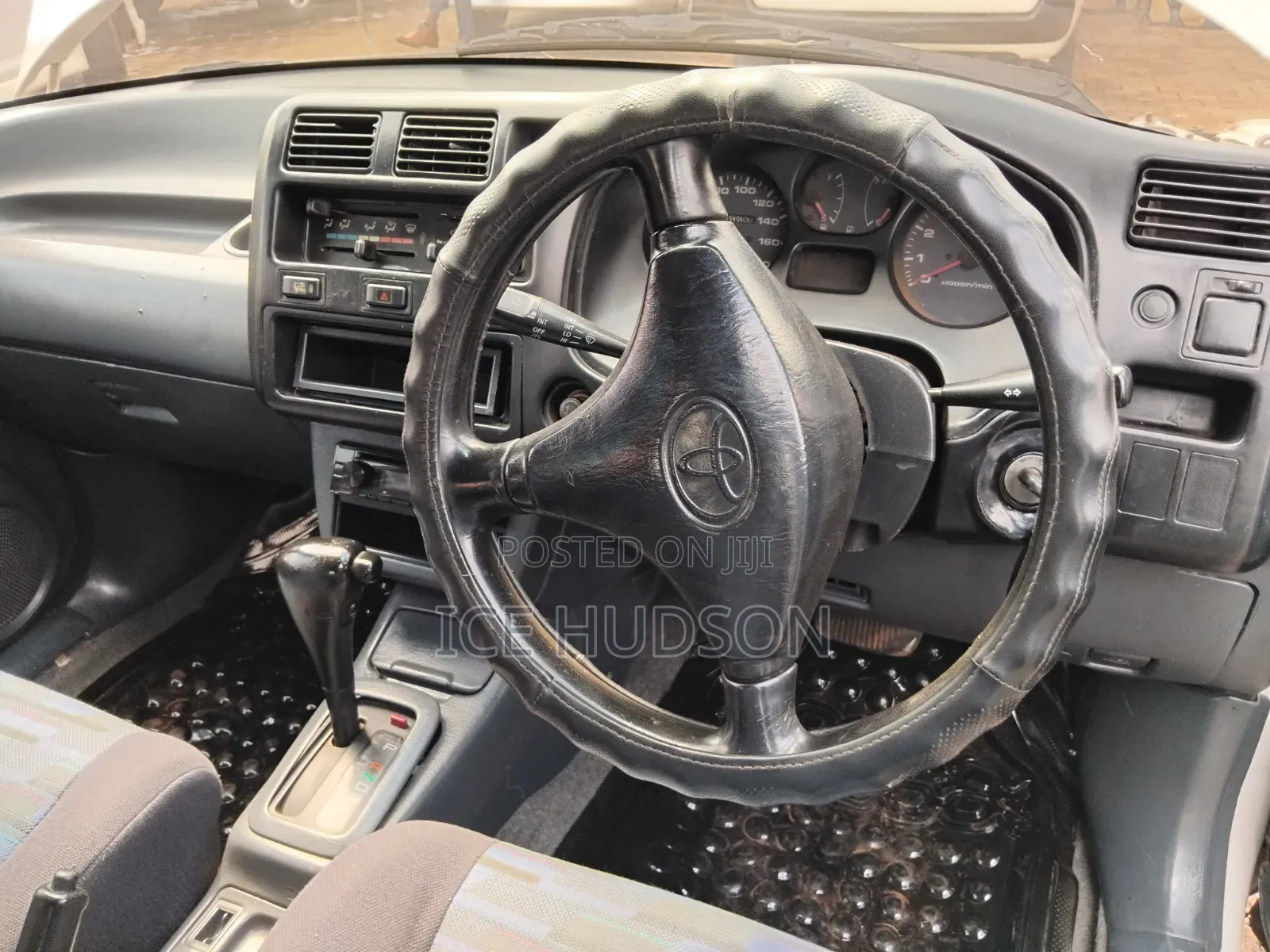 Toyota RAV4 Cabriolet 1998 White