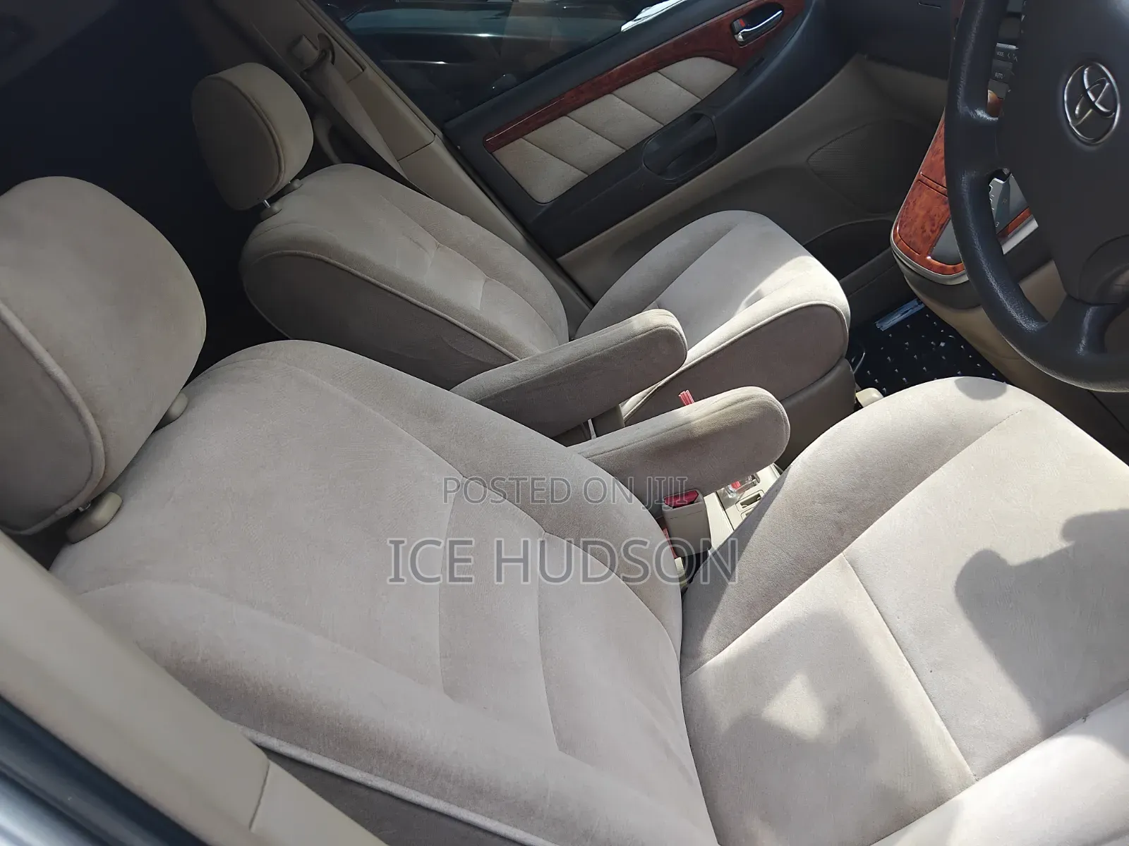 Toyota Alphard 2004 Silver