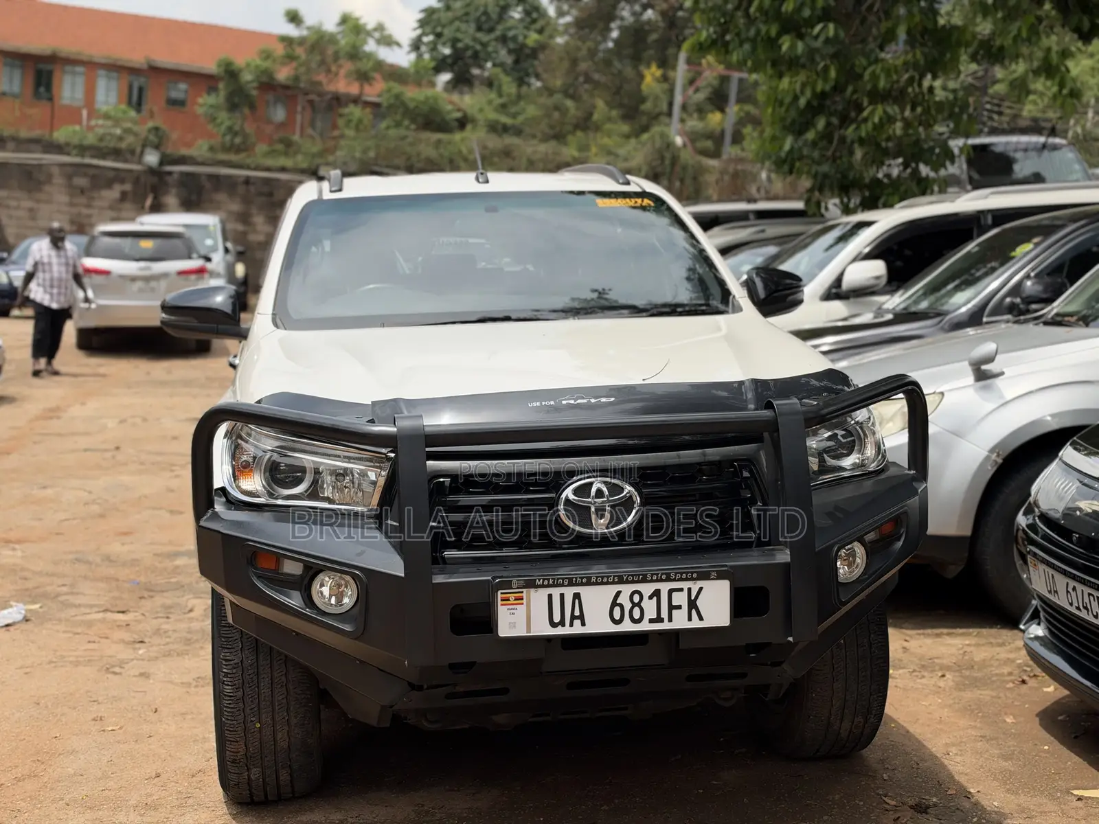 Toyota Hilux 2018 White