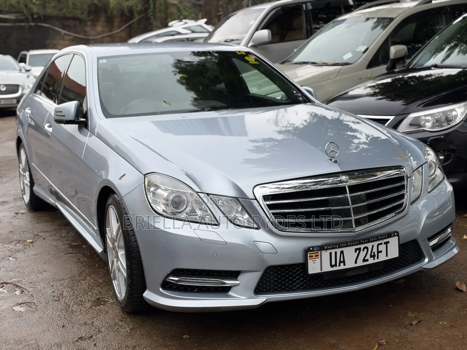 Mercedes-Benz E300 2011 Silver