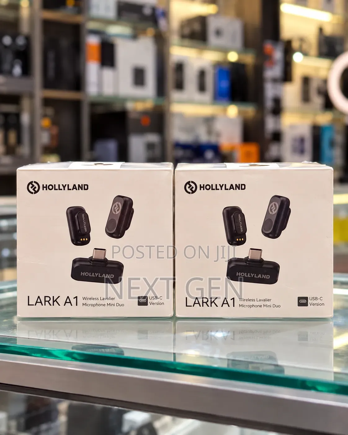 Hollyland LARK A1 Wireless Lavalier Microphone System