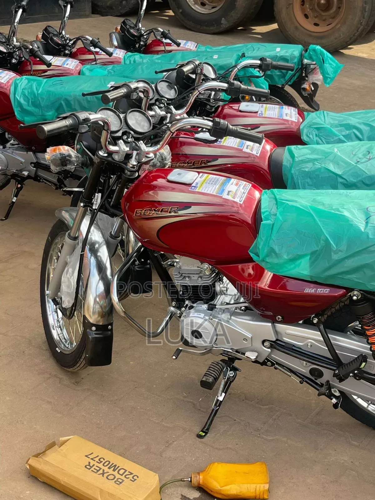 New Bajaj Boxer 2021 Pink