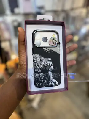 Thin Carbon Fibre Cover for iPhone 17 Pro / 17 Pro Max