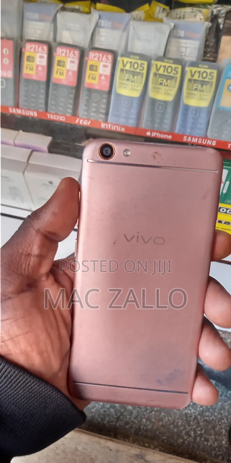 Vivo Y66i 32 GB Gold
