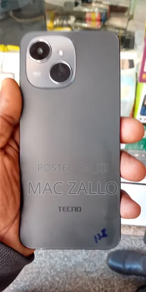 Tecno Spark 40C 128 GB Silver