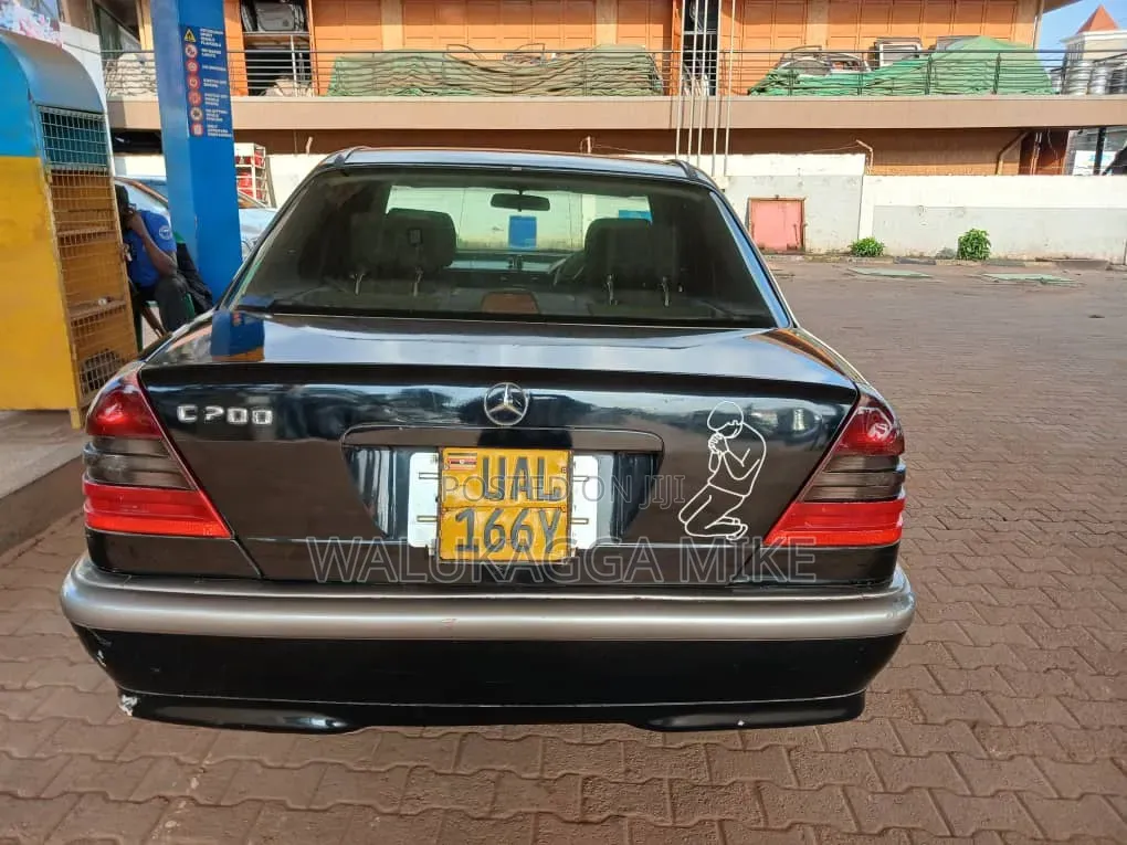 Mercedes-Benz C200 2000 Black