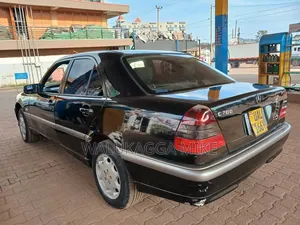Mercedes-Benz C200 2000 Black