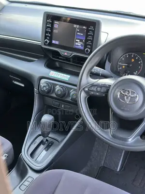 Toyota Yaris 2020 Pearl