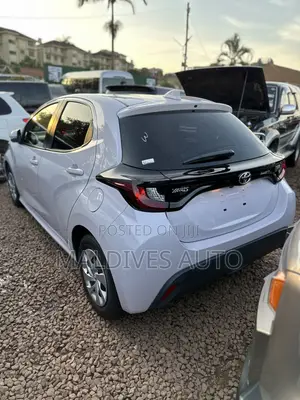 Toyota Yaris 2020 Pearl