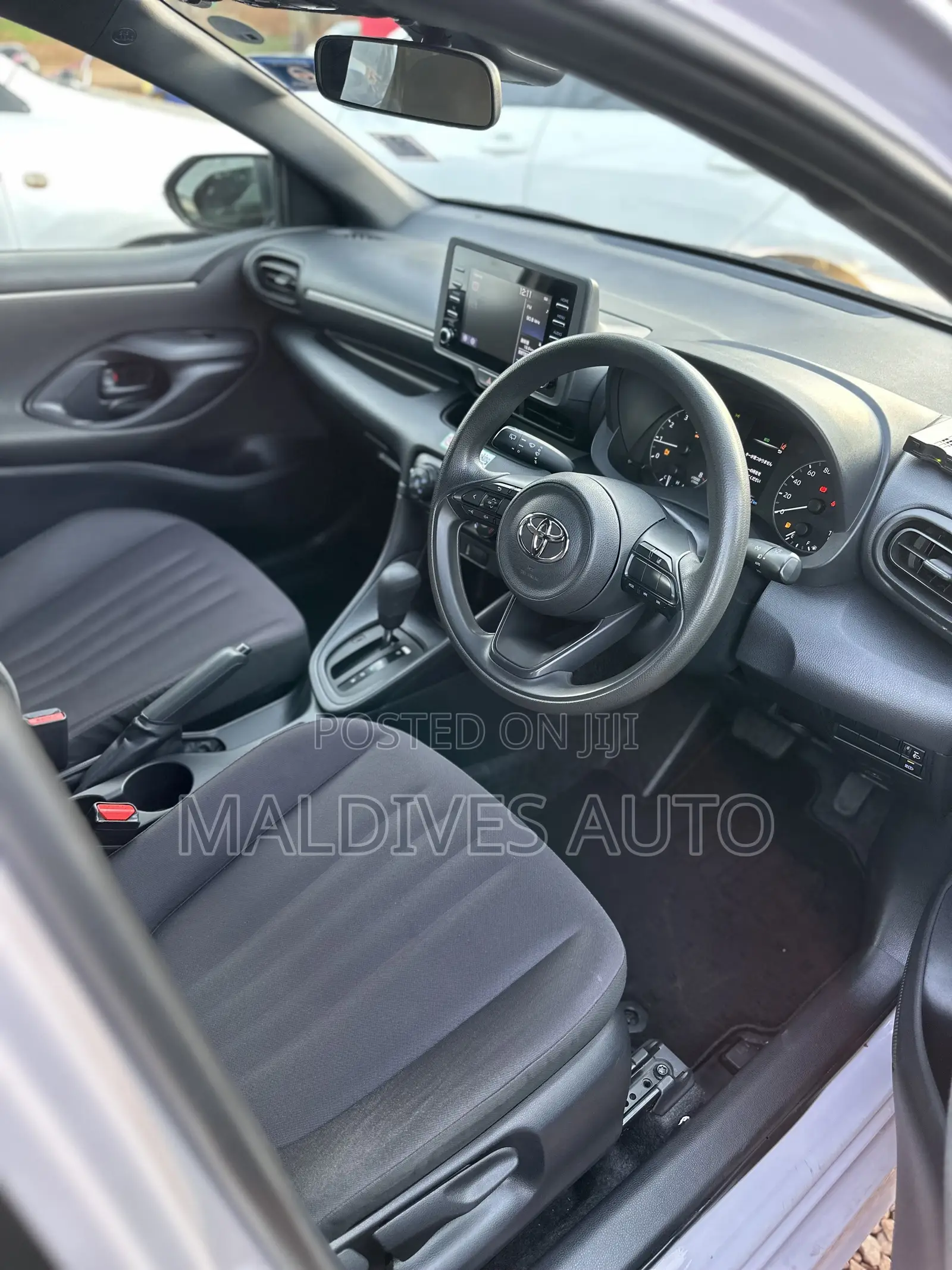 Toyota Yaris 2020 Pearl