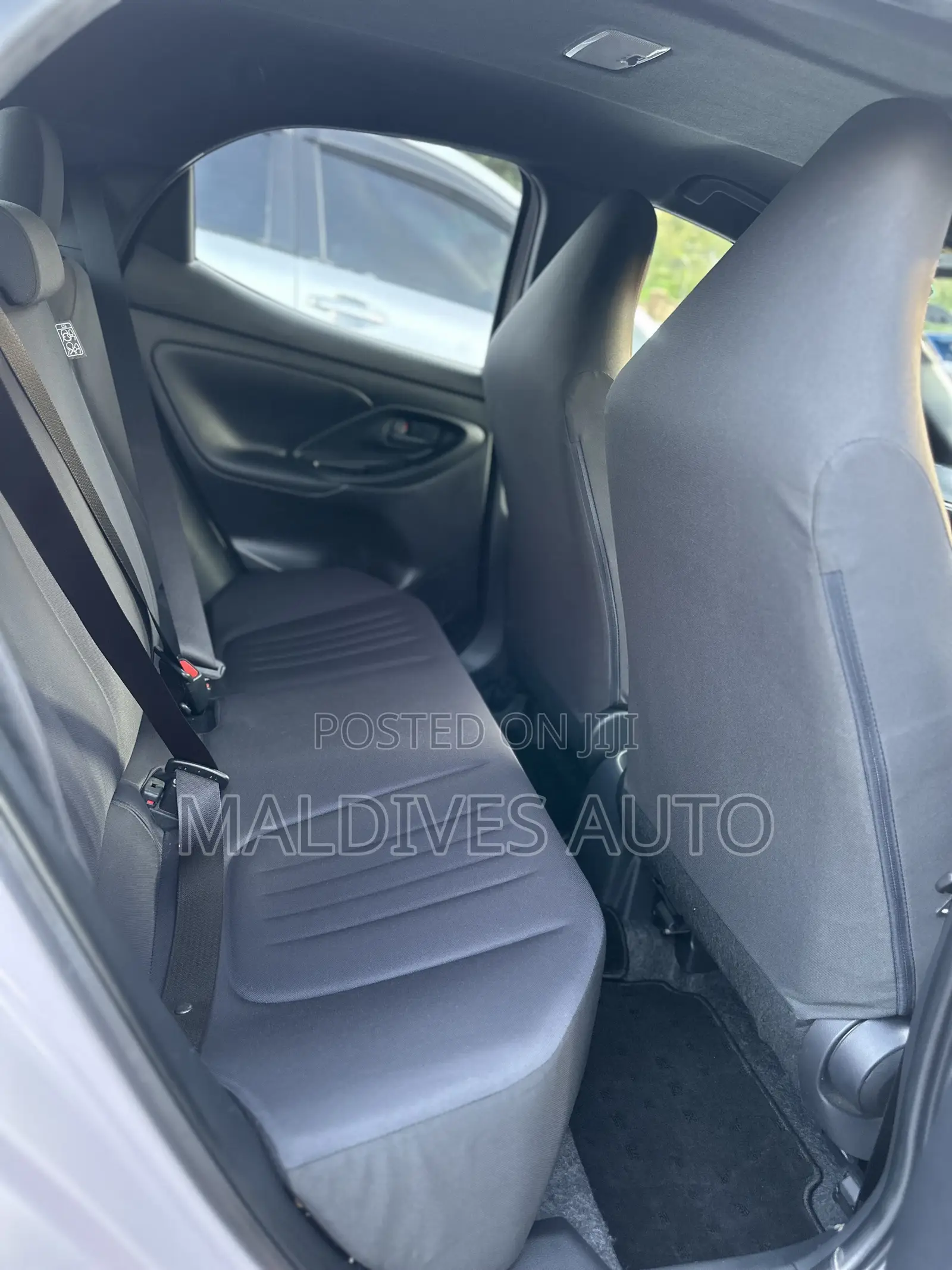 Toyota Yaris 2020 Pearl