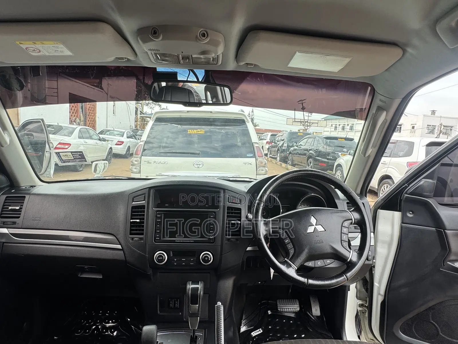 Mitsubishi Pajero 2010 White
