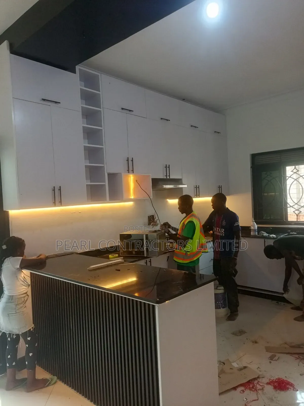 Kitchen Cabinets/Melamine Kitchen Cabinets 870,000/- Per Running Meter