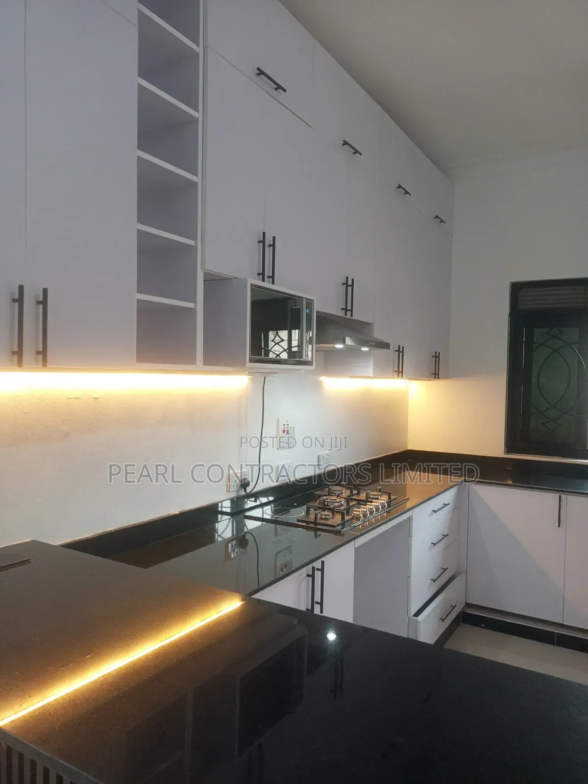 Kitchen Cabinets/Melamine Kitchen Cabinets 870,000/- Per Running Meter