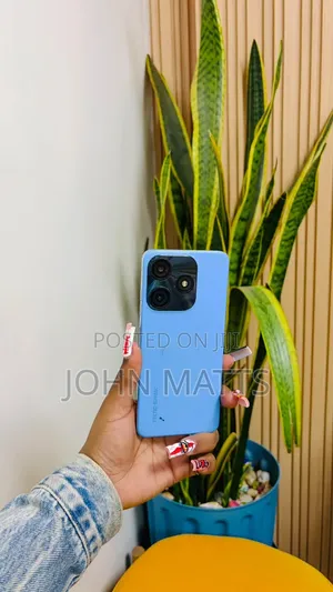Tecno Spark 10 Pro 128 GB Blue