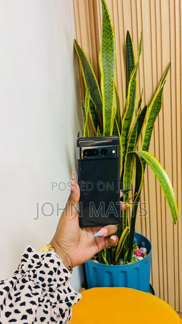 New Google Pixel 7 Pro 128 GB Black