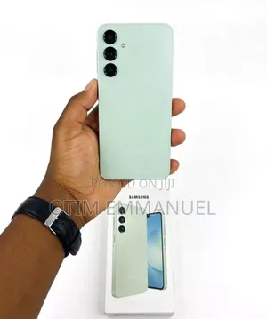 New Samsung Galaxy A16 5G 256 GB Green