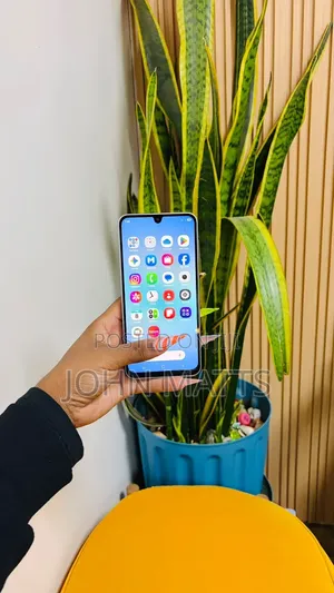 New Samsung Galaxy A17 128 GB Gray