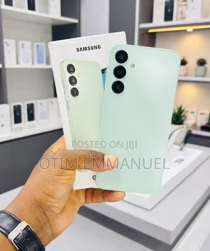 New Samsung Galaxy A16 5G 256 GB Green