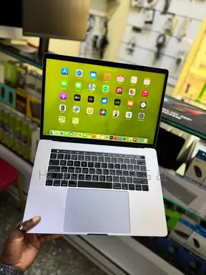 New Laptop Apple MacBook Pro 2018 16GB Intel Core i5 SSD 512GB