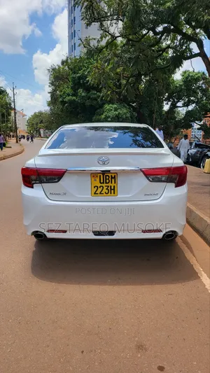 Toyota Mark X 2013 Pearl