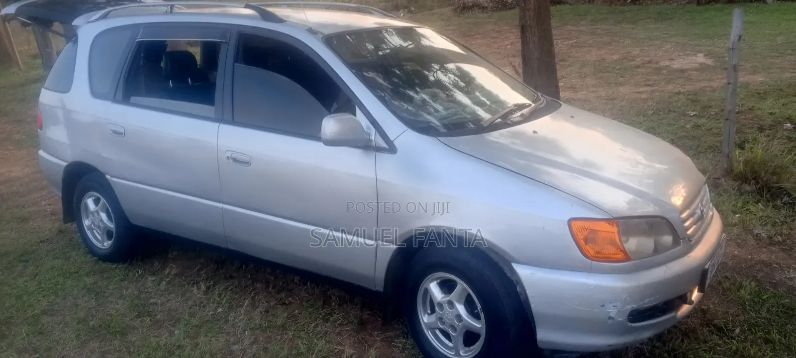 Toyota Ipsum 1998 Silver
