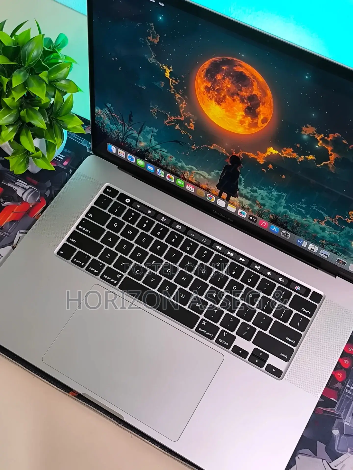 New Laptop Apple MacBook Pro 2019 16GB Intel Core i5 SSD 512GB
