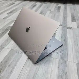 New Laptop Apple MacBook Pro 2019 8GB Intel Core i5 SSD 256GB
