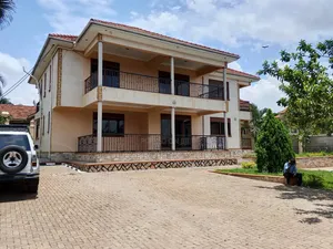 8bdrm Mansion in Bunga, Central Division for sale
