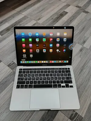 New Laptop Apple MacBook Pro 2020 M1 8GB Intel Core i5 SSD 256GB