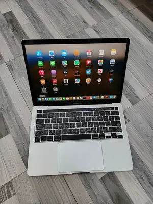 New Laptop Apple MacBook Pro 2020 M1 8GB Intel Core i5 SSD 256GB