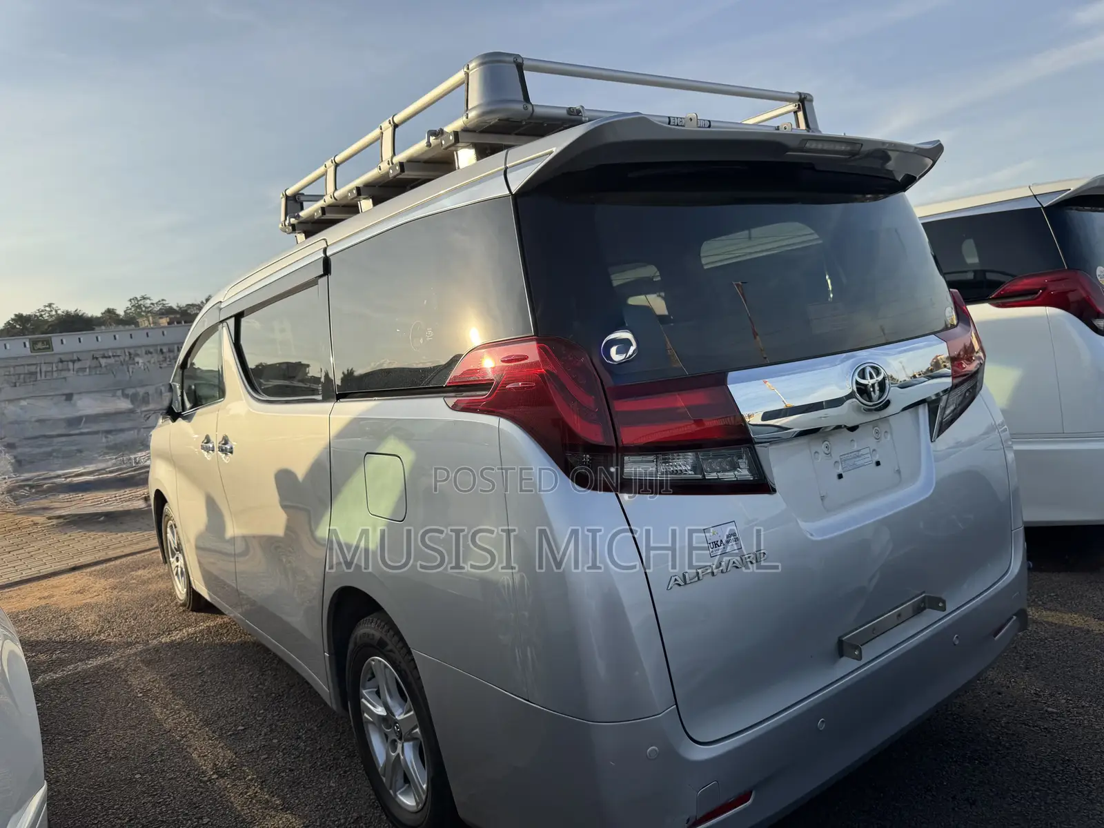 Toyota Alphard 2.5 Petrol AWD 2017 Silver