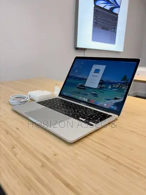 New Laptop Apple MacBook Pro 2020 M1 16GB Intel Core i7 SSD 512GB