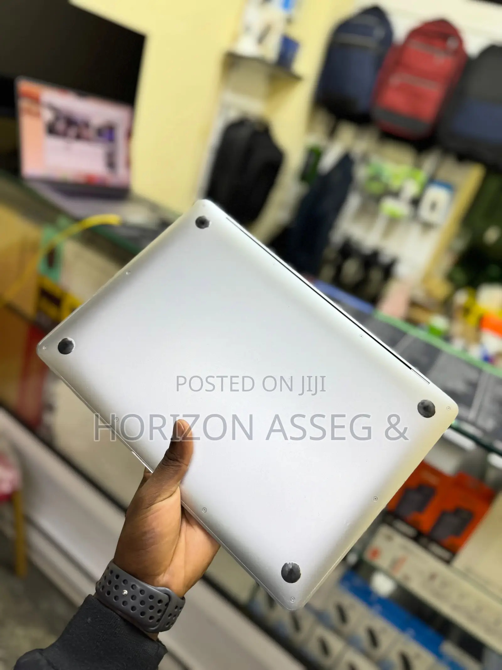New Laptop Apple MacBook Air 2020 M1 8GB Intel Core i5 SSD 256GB