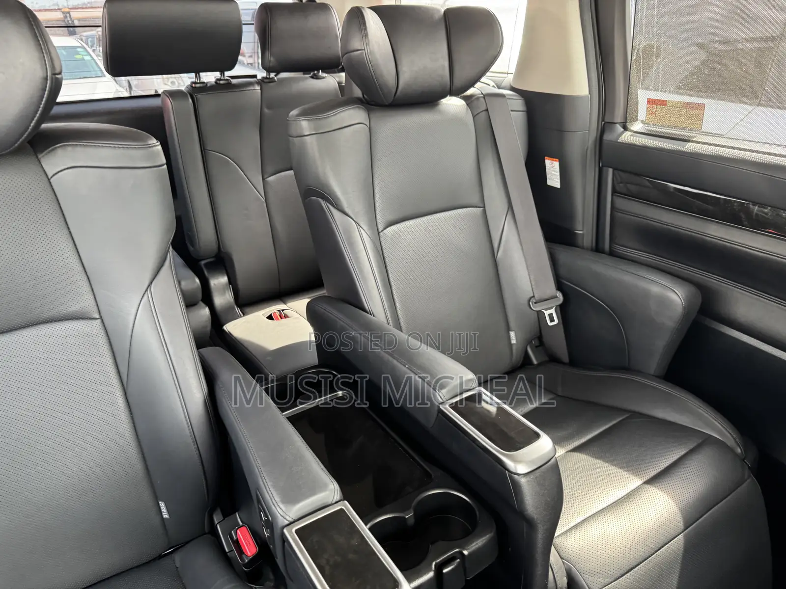 Toyota Alphard 2.5 Petrol FWD 2017 Black