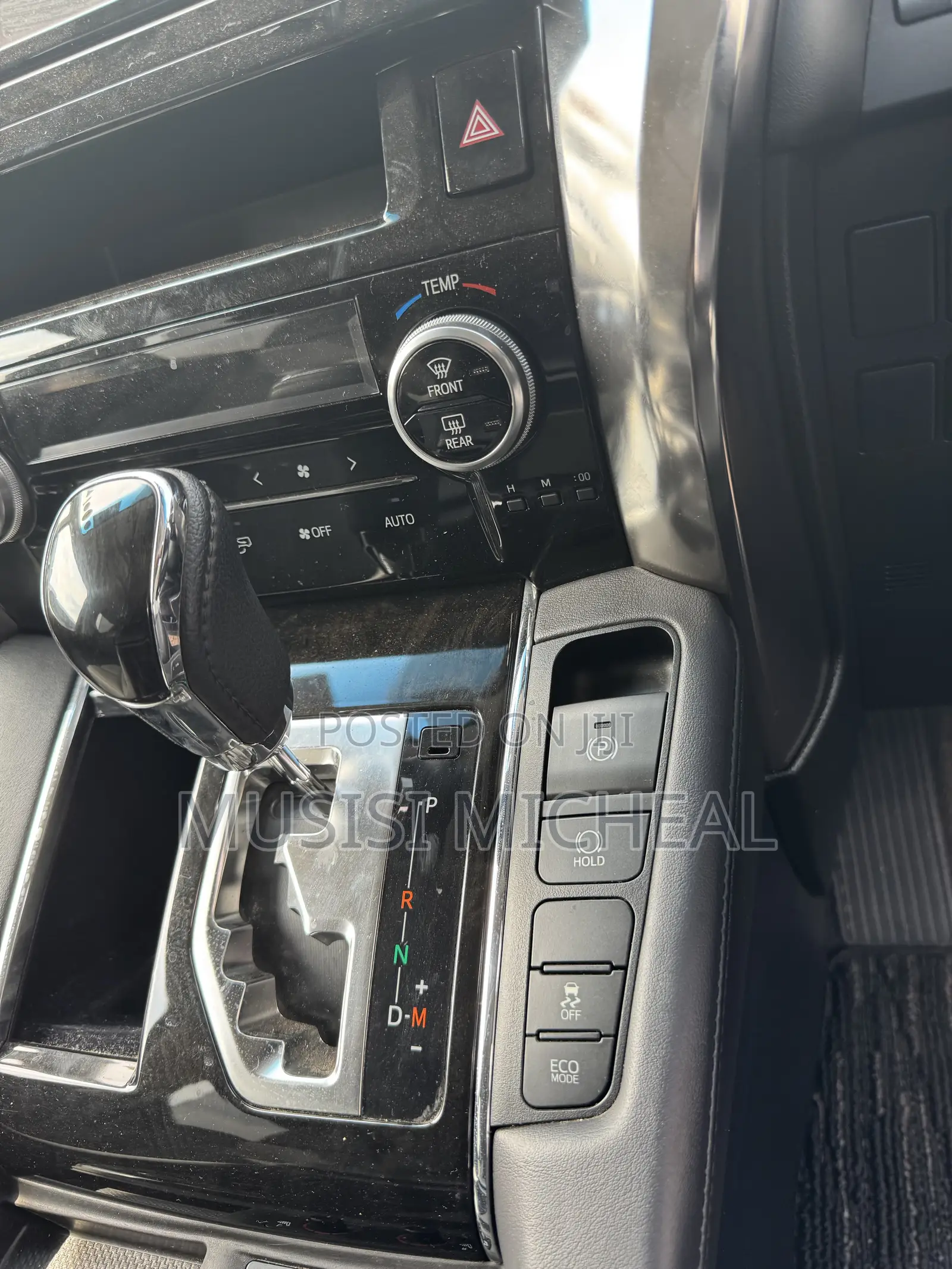 Toyota Alphard 2.5 Petrol FWD 2017 Black
