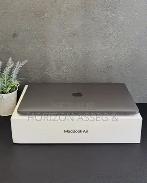 New Laptop Apple MacBook Air 2020 M1 8GB Intel Core i7 SSD 256GB