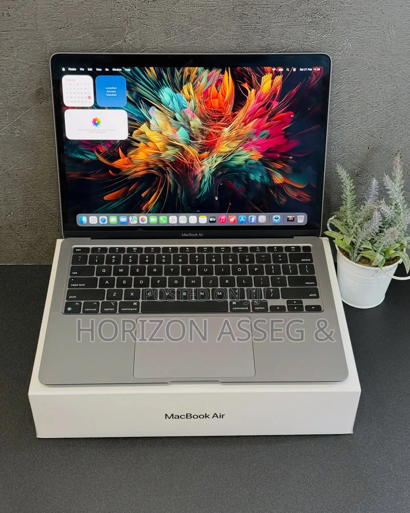 New Laptop Apple MacBook Air 2020 M1 8GB Intel Core i7 SSD 256GB