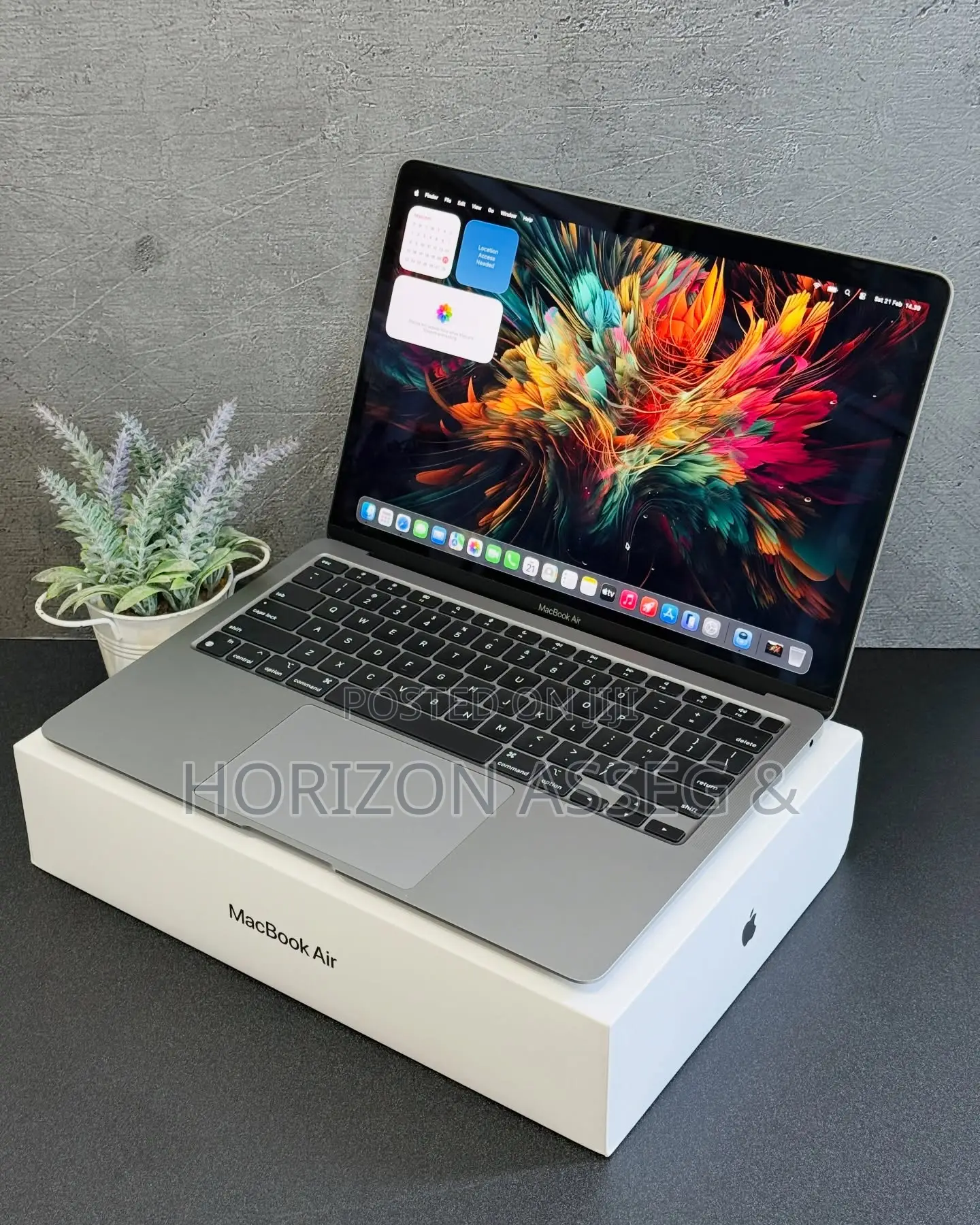 New Laptop Apple MacBook Air 2020 M1 8GB Intel Core i7 SSD 256GB