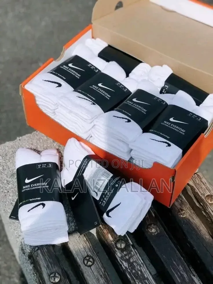 Midcuff Assorted Nike Socks
