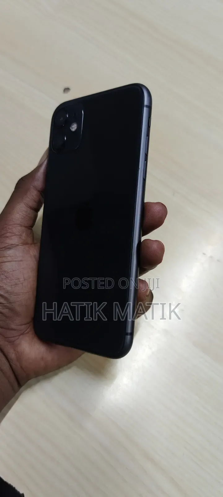 Apple iPhone 11 64 GB Gray