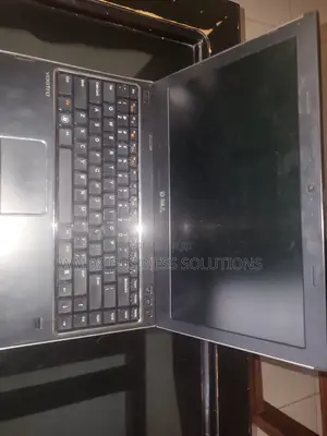 Laptop Dell Vostro 3350 4GB Intel Core i3 HDD 320GB