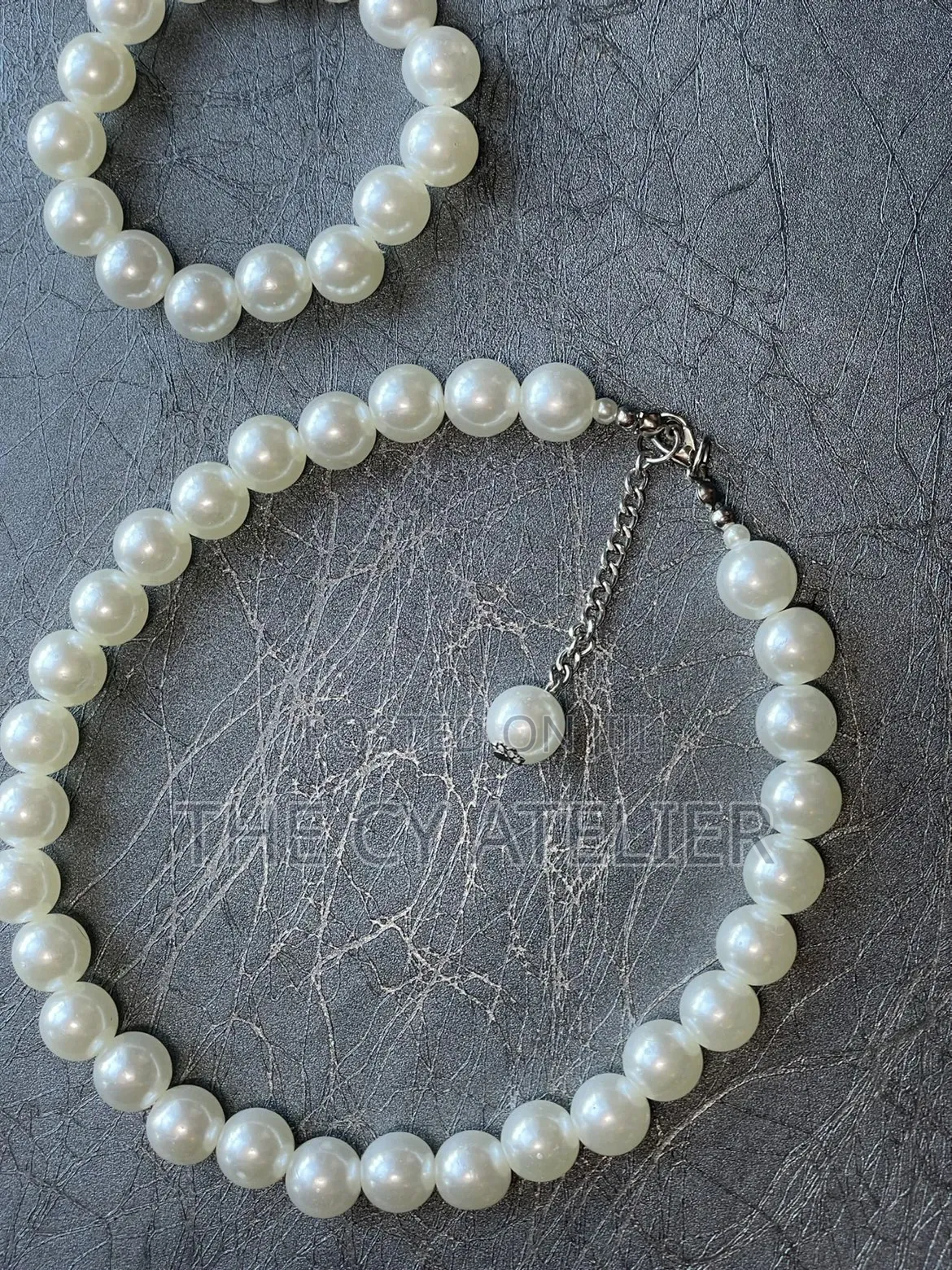Classic Faux Pearl Necklace and Bracelet Jewelry Set